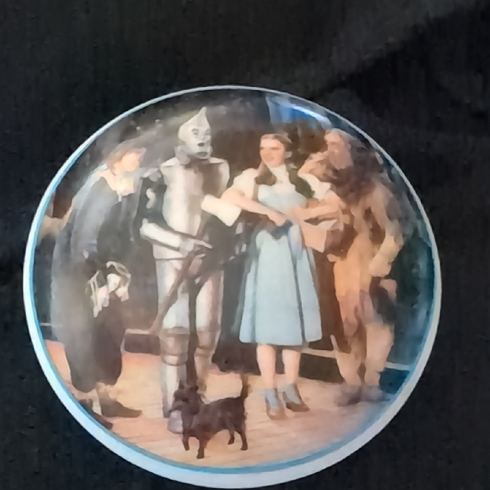 Wizard of Oz Themed Jewelry Organizer